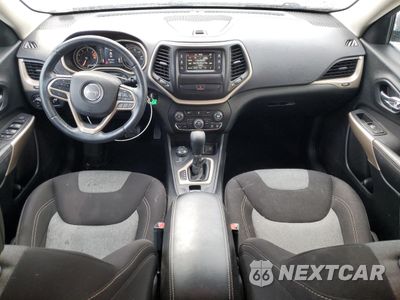 Zdjęcie 8 z 13 samochodu: 2018 JEEP CHEROKEE LATITUDE VIN:1C4PJMCB6JD516471 - miniatura