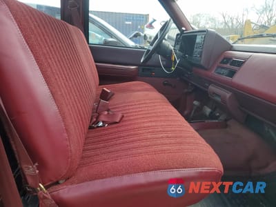 Zdjęcie 10 z 12 samochodu: 1988 CHEVROLET GMT-400 K1500 VIN:1GCDK14K7JZ164436 - miniatura