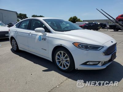 Czwarte zdjęcie samochodu z boku: 2017 FORD FUSION SE HYBRID VIN:3FA6P0LU5HR409360 - miniatura