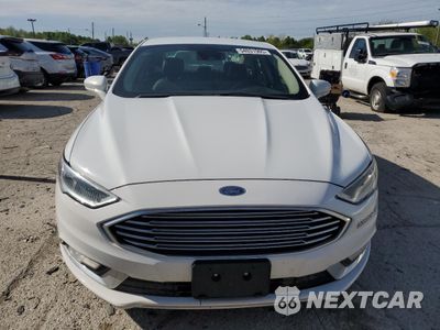 Piąte zdjęcie samochodu w środku: 2017 FORD FUSION SE HYBRID VIN:3FA6P0LU7HR359612 - miniatura