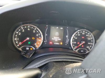 Zdjęcie 9 z 15 samochodu: 2018 JEEP RENEGADE SPORT VIN:ZACCJBAB5JPH03594 - miniatura