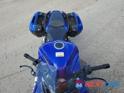 Piąte zdjęcie samochodu w środku: 2014 KAWASAKI ZX1000 M VIN:JKAZXCM18EA000167 - miniatura