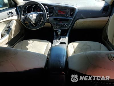 Zdjęcie 8 z 14 samochodu: 2013 KIA OPTIMA LX VIN:KNAGM4A71D5385662 - miniatura