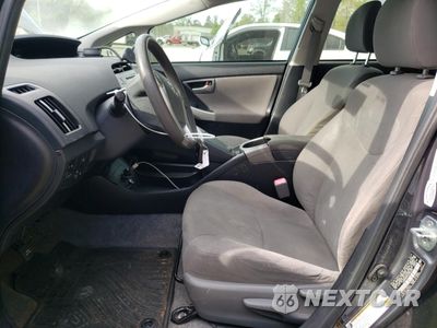 Zdjęcie 7 z 12 samochodu: 2013 TOYOTA PRIUS PLUG-IN VIN:JTDKN3DP5D3036032 - miniatura