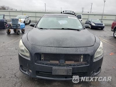 Piąte zdjęcie samochodu w środku: 2014 NISSAN MAXIMA S VIN:1N4AA5AP6EC484519 - miniatura