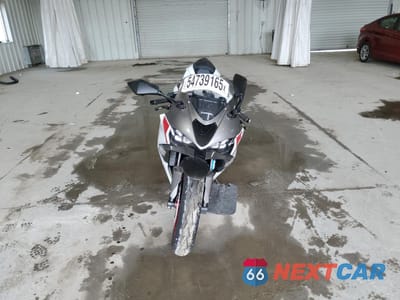 Drugie zdjęcie samochodu z przodu: 2024 KAWASAKI ZX636 K VIN:JKBZXJK19RA003636 - miniatura