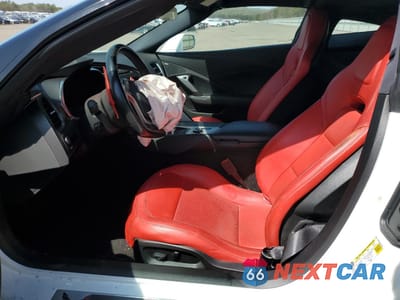 Zdjęcie 7 z 14 samochodu: 2018 CHEVROLET CORVETTE STINGRAY 1LT VIN:1G1YB2D72J5101442 - miniatura