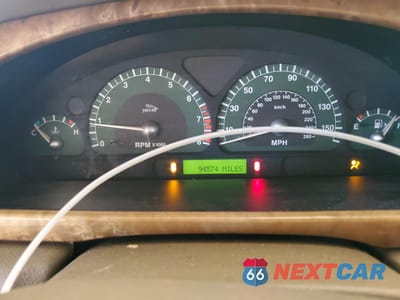 Zdjęcie 9 z 12 samochodu: 2003 JAGUAR S-TYPE VIN:SAJEA01T83FM75765 - miniatura