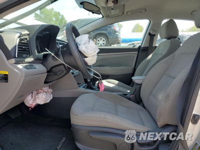 Zdjęcie 7 z 14 samochodu: 2018 HYUNDAI ELANTRA SEL VIN:5NPD84LF2JH377175 - miniatura