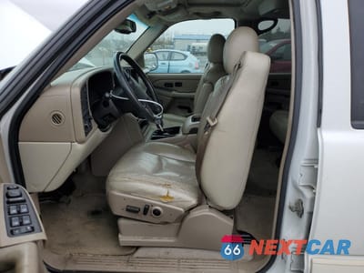 Zdjęcie 7 z 13 samochodu: 2005 CHEVROLET TAHOE K1500 VIN:1GNEK13T45R100933 - miniatura