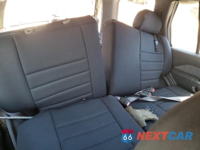 Zdjęcie 10 z 13 samochodu: 1998 NISSAN PATHFINDER XE VIN:JN8AR05S1WW238776 - miniatura