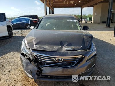Piąte zdjęcie samochodu w środku: 2017 HYUNDAI SONATA SE VIN:5NPE24AF0HH523317 - miniatura