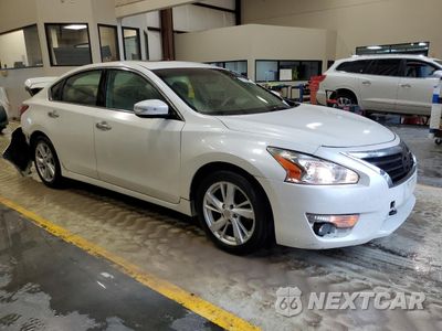 Czwarte zdjęcie samochodu z boku: 2013 NISSAN ALTIMA 2.5 VIN:1N4AL3AP1DC223215 - miniatura