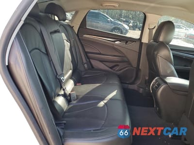 Zdjęcie 10 z 14 samochodu: 2017 BUICK LACROSSE ESSENCE VIN:1G4ZP5SS5HU175410 - miniatura