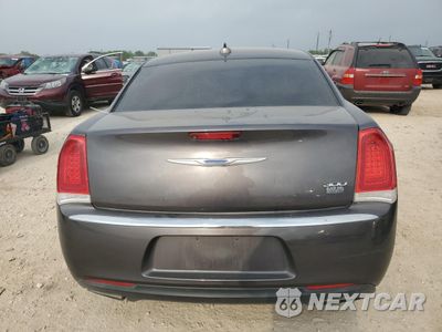 Zdjęcie 6 z 12 samochodu: 2018 CHRYSLER 300 TOURING VIN:2C3CCAAG0JH249972 - miniatura