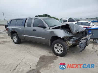 Czwarte zdjęcie samochodu z boku: 2016 DODGE DAKOTA SLT VIN:1D7HE42K76S714236 - miniatura