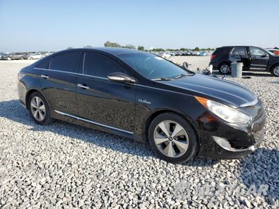 Czwarte zdjęcie samochodu z boku: 2012 HYUNDAI SONATA HYBRID VIN:KMHEC4A43CA054506 - miniatura