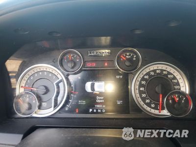 Zdjęcie 9 z 14 samochodu: 2017 RAM 1500 SPORT VIN:1C6RR7MT1HS704144 - miniatura