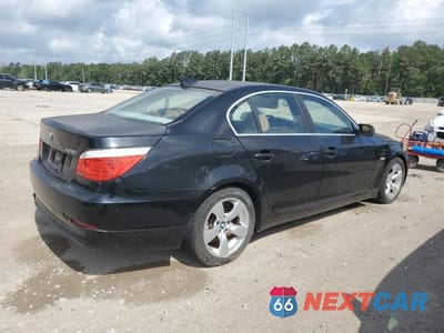 Trzecie zdjęcie samochodu z tyłu: 2008 BMW 528 I VIN:WBANU53558CT01921 - miniatura