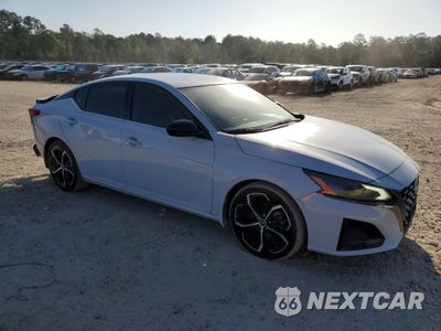 Czwarte zdjęcie samochodu z boku: 2023 NISSAN ALTIMA SR VIN:1N4BL4CV2PN332538 - miniatura