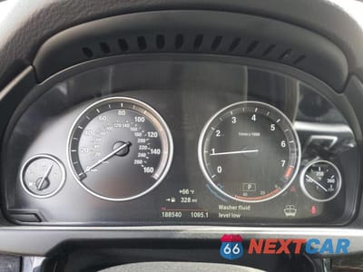 Zdjęcie 9 z 13 samochodu: 2015 BMW X5 XDRIVE35I VIN:5UXKR0C55F0P11478 - miniatura