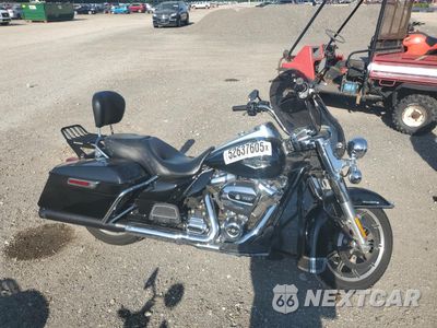 2018 HARLEY-DAVIDSON FLHR ROAD KING 1HD1FBC16JB618592 - główne zdjęcie licytacji z USA - miniatura