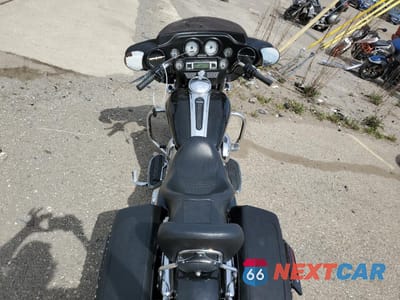 Zdjęcie 6 z 9 samochodu: 2007 HARLEY-DAVIDSON FLHX VIN:1HD1KB4167Y720605 - miniatura