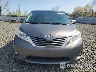 Piąte zdjęcie samochodu w środku: 2012 TOYOTA SIENNA XLE VIN:5TDYK3DC0CS191178 - miniatura