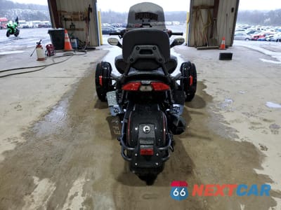Czwarte zdjęcie samochodu z boku: 2021 CAN-AM SPYDER ROADSTER F3-S VIN:2BXRDDD29MV000063 - miniatura