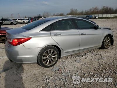 Trzecie zdjęcie samochodu z tyłu: 2013 HYUNDAI SONATA SE VIN:5NPEC4AC7DH617692 - miniatura