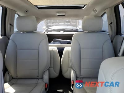 Zdjęcie 10 z 13 samochodu: 2011 MERCEDES-BENZ R 350 BLUETEC VIN:4JGCB2FE4BA109074 - miniatura