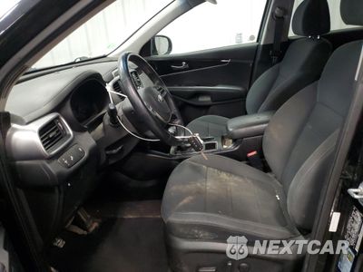 Zdjęcie 7 z 14 samochodu: 2019 KIA SORENTO LX VIN:5XYPGDA51KG453987 - miniatura