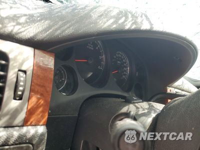 Zdjęcie 9 z 14 samochodu: 2008 GMC YUKON XL C1500 VIN:1GKFC16088J206496 - miniatura