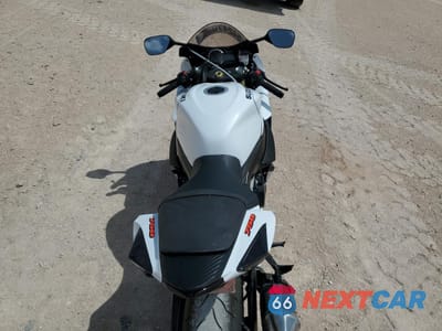 Zdjęcie 6 z 10 samochodu: 2023 SUZUKI GSX-R750 VIN:JS1GR7MA2P7100032 - miniatura