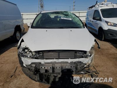 Piąte zdjęcie samochodu w środku: 2017 FORD FOCUS SEL VIN:1FADP3H22HL282730 - miniatura