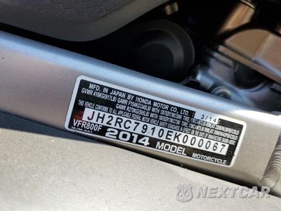 Zdjęcie 9 z 9 samochodu: 2014 HONDA VFR800 F VIN:JH2RC7910EK000067 - miniatura