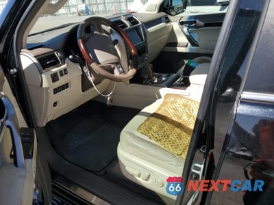 Zdjęcie 7 z 13 samochodu: 2017 LEXUS GX 460 VIN:JTJBM7FX1H5180952 - miniatura
