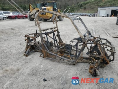 Zdjęcie 9 z 10 samochodu: 2023 CAN-AM COMMANDER XT 1000R VIN:3JBAKAX47PE002958 - miniatura