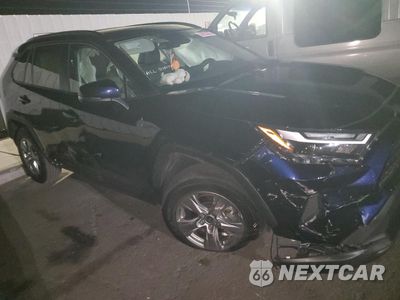 Czwarte zdjęcie samochodu z boku: 2024 TOYOTA RAV4 XLE VIN:2T3W1RFV6RW333679 - miniatura