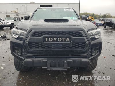 Piąte zdjęcie samochodu w środku: 2023 TOYOTA TACOMA DOUBLE CAB VIN:3TYCZ5AN7PT124806 - miniatura