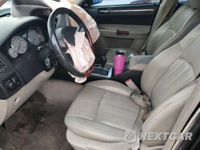 Zdjęcie 7 z 12 samochodu: 2006 CHRYSLER 300C VIN:2C3KA63H16H135958 - miniatura