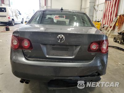 Zdjęcie 6 z 14 samochodu: 2010 VOLKSWAGEN JETTA SE VIN:3VWRX7AJ0AM034485 - miniatura