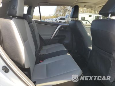 Zdjęcie 12 z 15 samochodu: 2018 TOYOTA RAV4 HV LIMITED VIN:JTMDJREV3JD248566 - miniatura