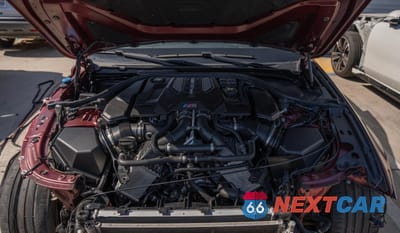 Zdjęcie 7 z 10 samochodu: 2018 BMW M5 VIN:WBSJF0C55JB283553 - miniatura