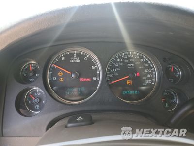 Zdjęcie 9 z 12 samochodu: 2008 GMC SIERRA K1500 VIN:2GTEK13M081174283 - miniatura