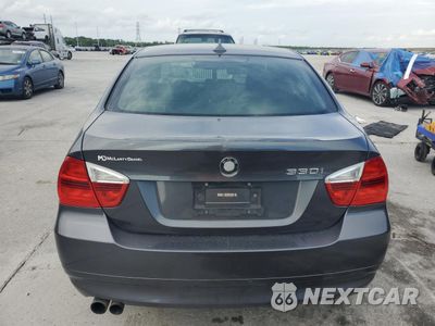 Zdjęcie 6 z 14 samochodu: 2006 BMW 330 I VIN:WBAVB33586PS13493 - miniatura