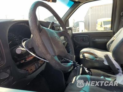 Zdjęcie 7 z 13 samochodu: 2002 CHEVROLET EXPRESS G3500 VIN:1GBJG31R121143278 - miniatura