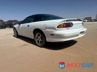 Trzecie zdjęcie samochodu z tyłu: 1997 CHEVROLET CAMARO BASE VIN:2G1FP22KXV2124842 - miniatura