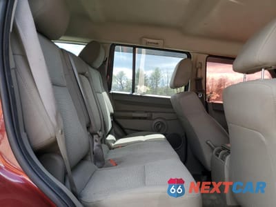 Zdjęcie 11 z 13 samochodu: 2008 JEEP COMMANDER SPORT VIN:1J8HG48K78C125480 - miniatura