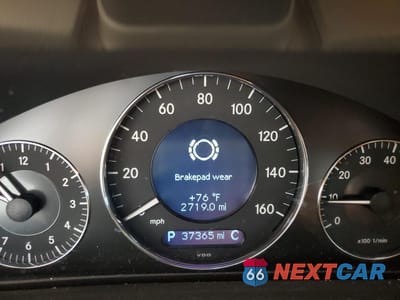 Zdjęcie 9 z 12 samochodu: 2007 MERCEDES-BENZ CLK 550 VIN:WDBTJ72H87F210499 - miniatura
